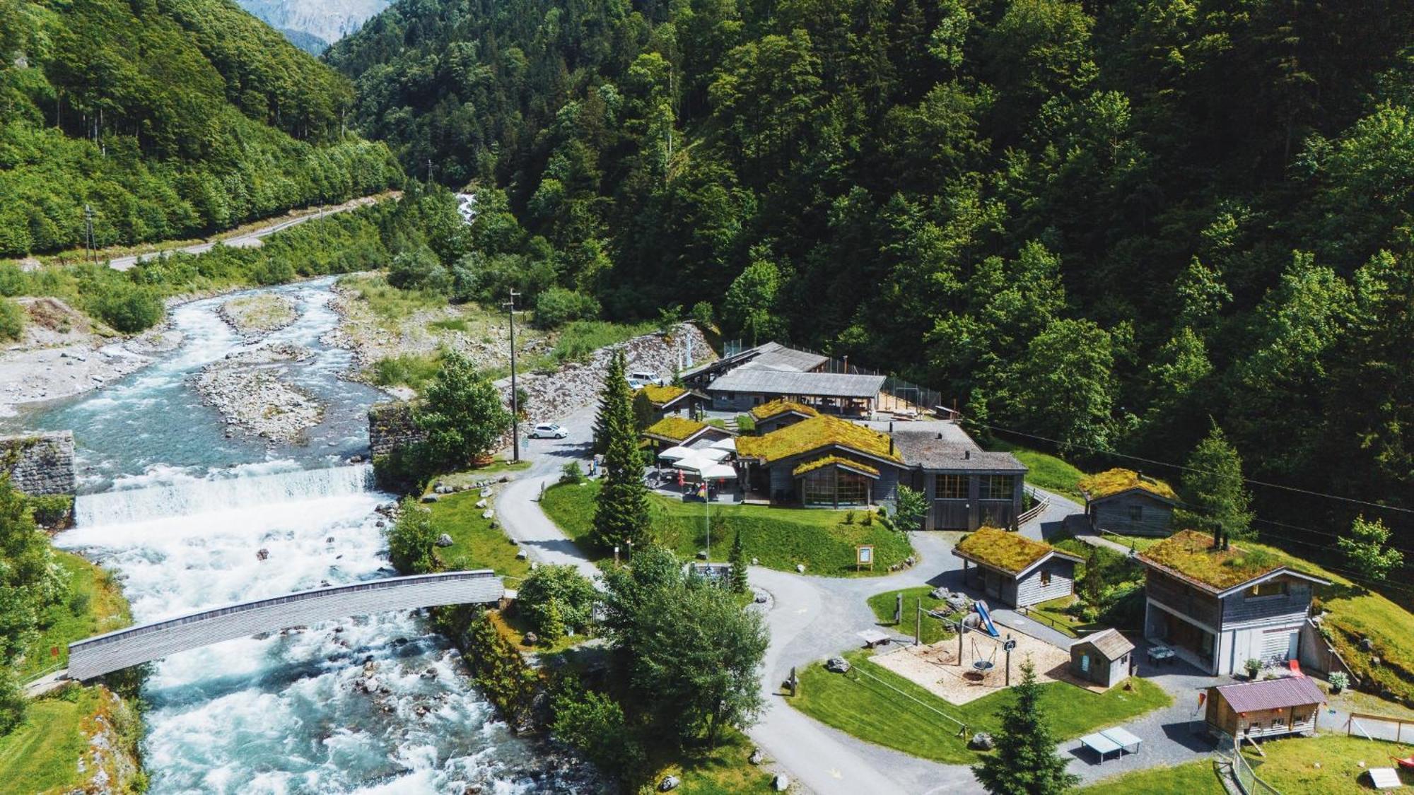 Huettenhotel Husky Lodge Muotathal Exterior photo
